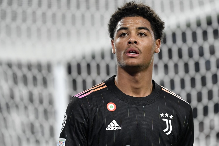 尤文外租小將：基耶利尼是我見過的最強(qiáng)后衛(wèi)，現(xiàn)役最強(qiáng)是巴斯托尼