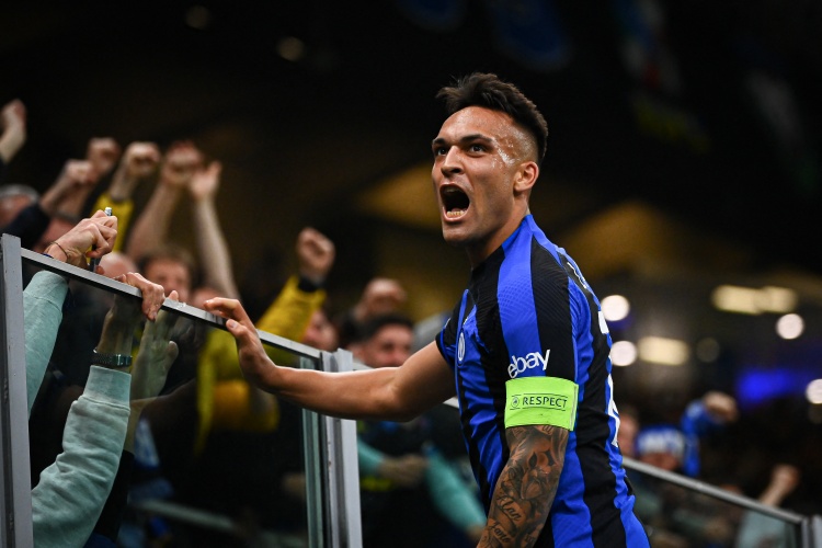 米體：國米正副隊長接近續(xù)約，勞塔羅年薪900萬&巴雷拉年薪700萬