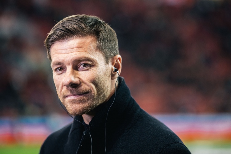 阿隆索：次回合更危險(xiǎn)一個(gè)進(jìn)球就能改變局面 沒忘記上賽季的痛